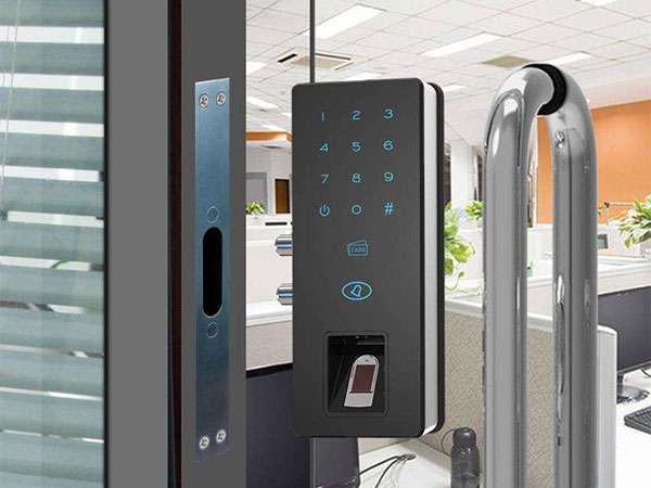 嘉興汽車鑰匙鎖在車里怎么辦